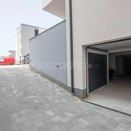 Spacious Rosa Apartment