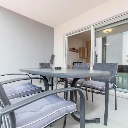 Apartment Spacious Rosa *